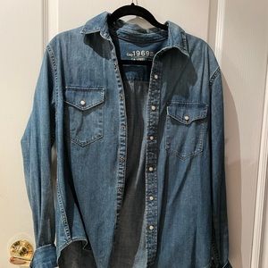 GAP denim snap button up shirt